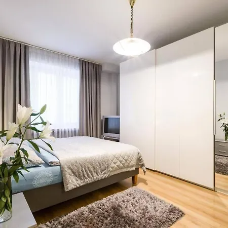 Old Town Family By Ecru Apartment